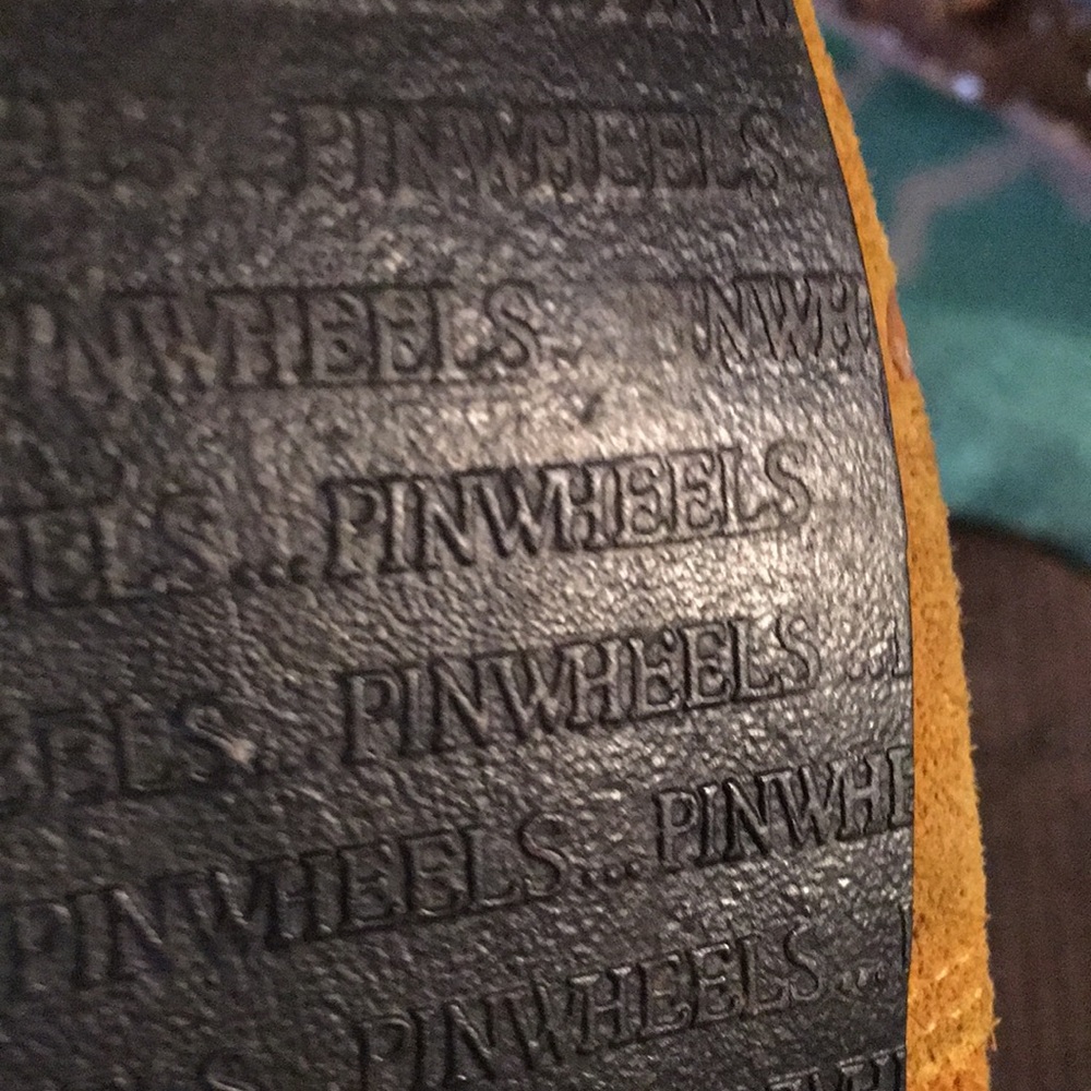 Shoes - Picture 5 of 5